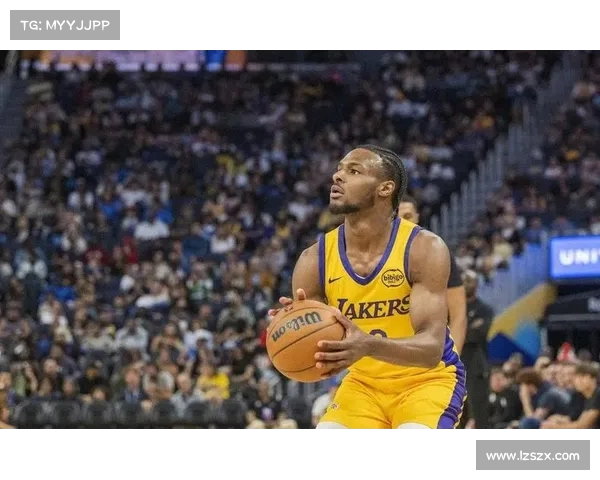 蒂格:布朗尼的防守优势将让他在NBA获得机会,像戴维恩-米切尔一样崭露头角 蒂格:布朗尼的防守优势将让他在NBA获得机会,像戴维恩-米切尔一样崭露头角